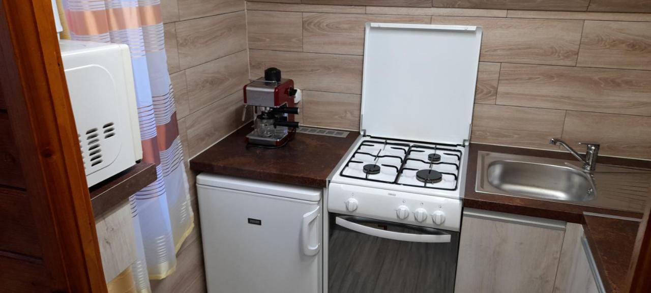 Keri Apartman Mosonmagyaróvár Εξωτερικό φωτογραφία