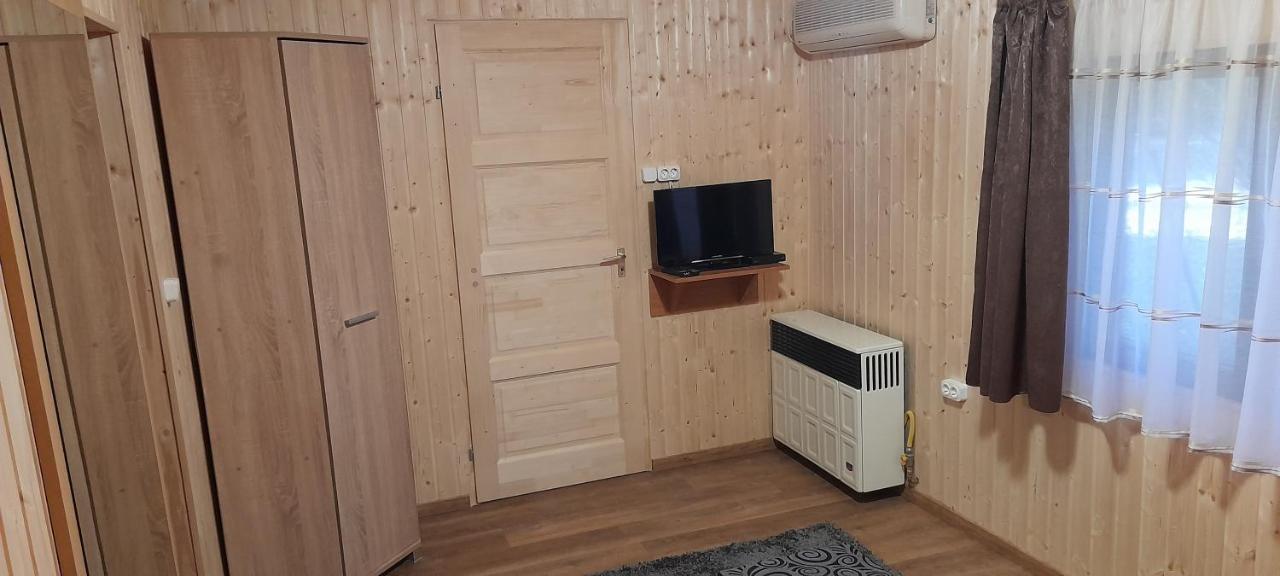 Keri Apartman Mosonmagyaróvár Εξωτερικό φωτογραφία