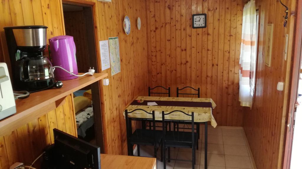 Keri Apartman Mosonmagyaróvár Εξωτερικό φωτογραφία