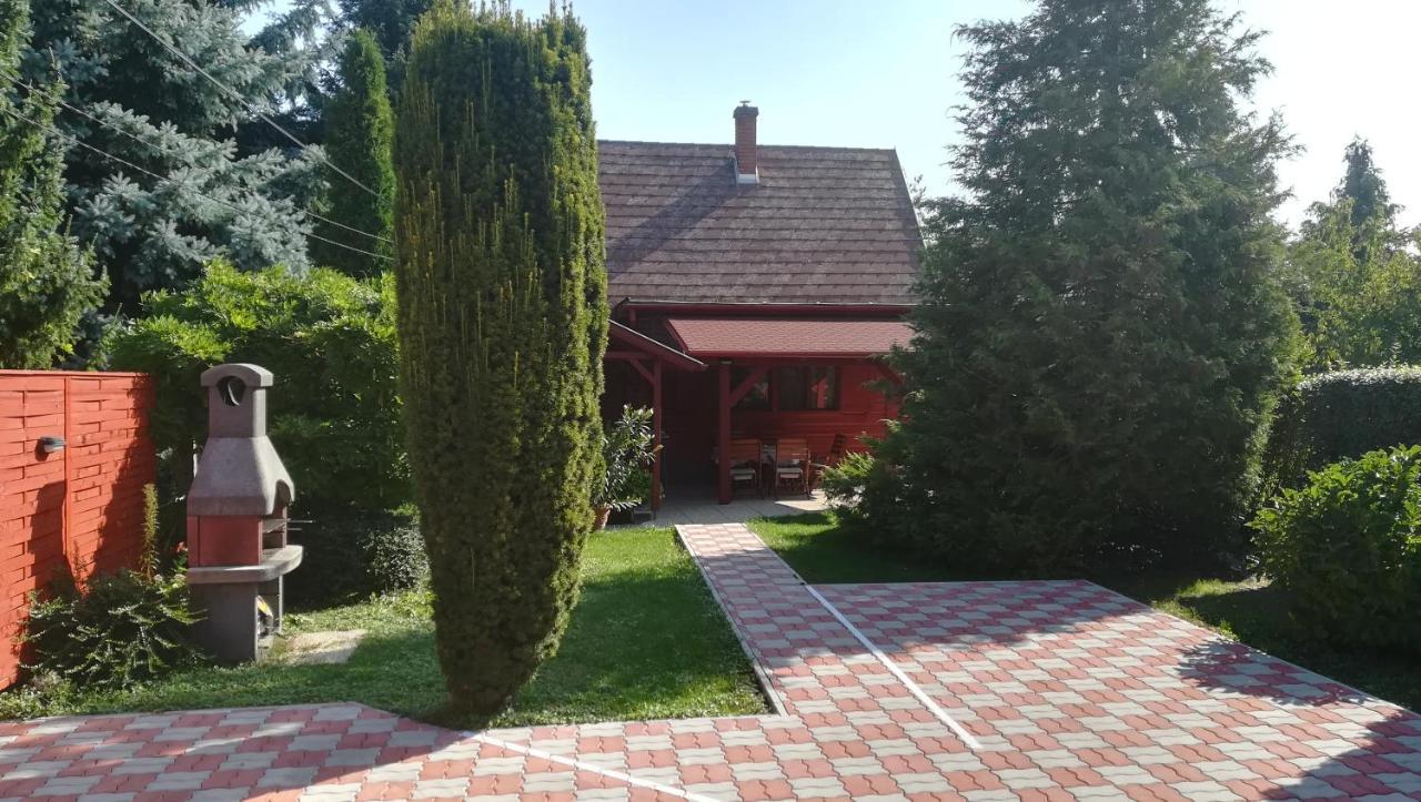 Keri Apartman Mosonmagyaróvár Εξωτερικό φωτογραφία